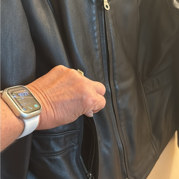 Harley Davidson Vintage Leather Jacket - Picture 7 of 10